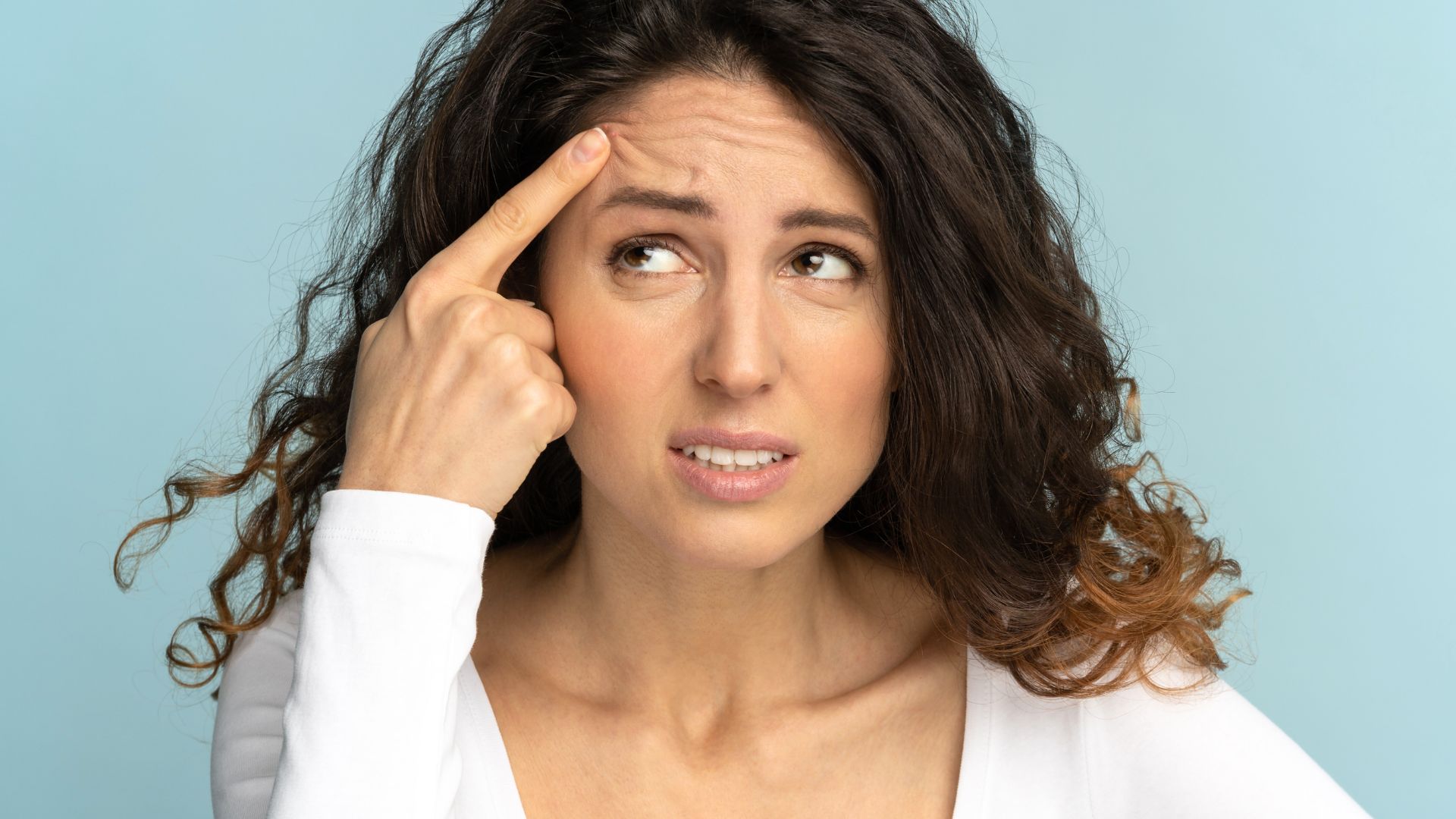 Quels sont les effets du stress sur notre peau et nos cheveux ? CLEM